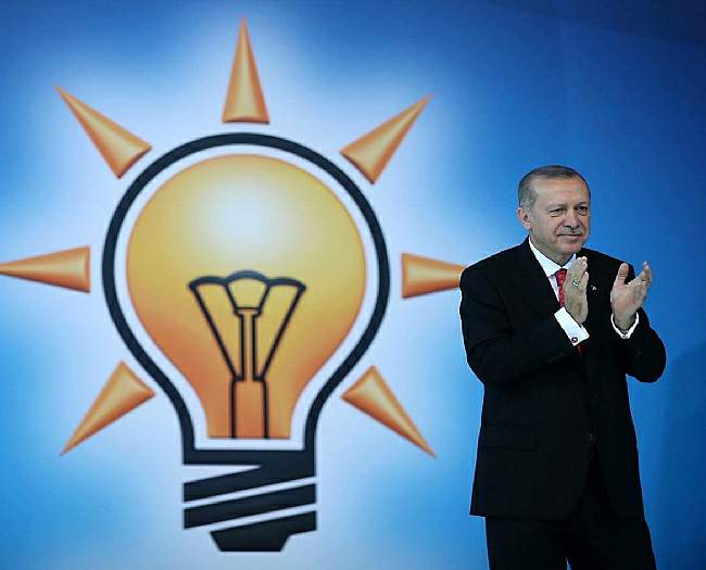 AK Parti Tokat ilçe belediye başkan adayları açıklandı