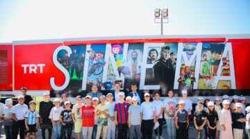 TRT Sinema Tırı Artova’da çocuklarla buluştu