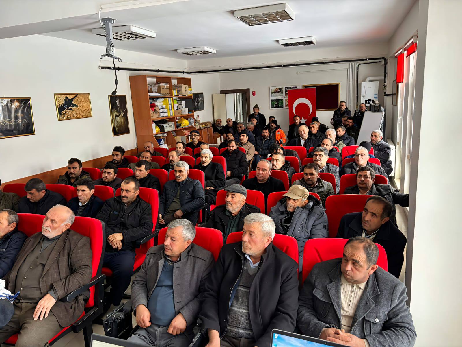 Ahır şartlarının iyileştirilmesi projesi tanıtıldı