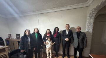 Görme engelli küçük Masal’a doğum günü kutlaması