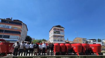 Artova’da 29 üreticiye 82 ekipman teslim edildi