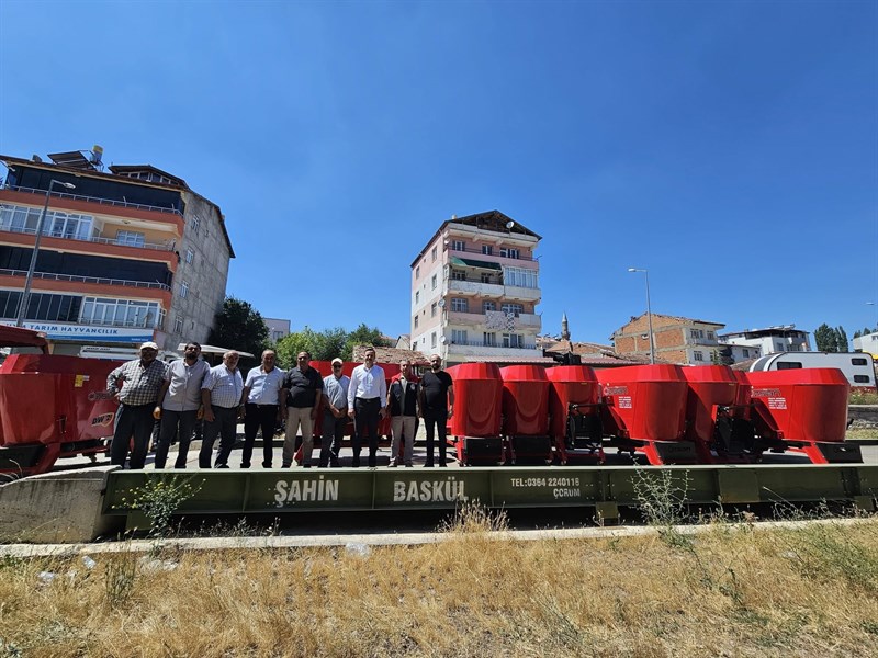 Artova’da 29 üreticiye 82 ekipman teslim edildi