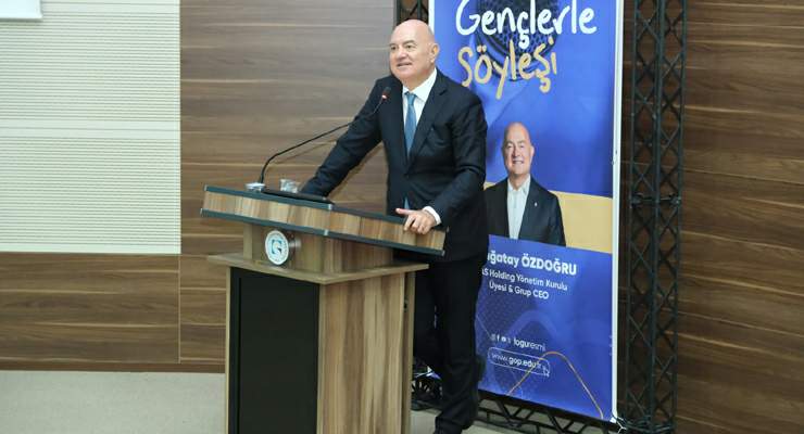 H. Çağatay Özdoğru, TOGÜ’de gençlerle başarı ve kariyer deneyimlerini paylaştı