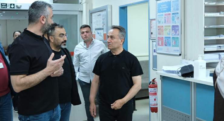 Rektör Yılmaz’dan Üniversite Hastanesi Acil Servisi’ne ziyaret